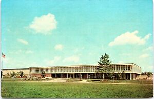 Avon Distribution Center, Newark, Delaware - 1960s Unposted Chrome Postcard