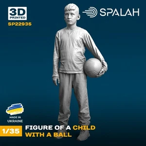Сhild with a ball Scale Figure Model 1:35 Spalah SP22935 - Picture 1 of 3