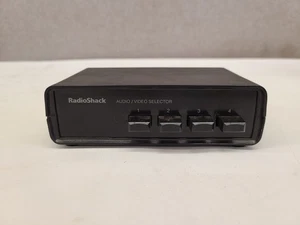 Radio Shack Audio Video 4 Source Selector Switch Model 15-1965B - Picture 1 of 6