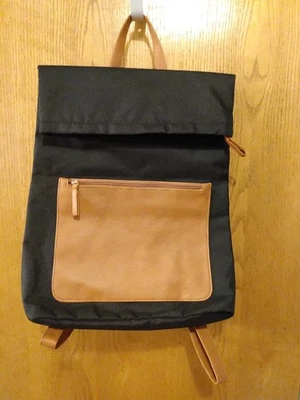 Дизайнерский склад обуви 16 «x 14» рюкзак DSW неиспользованный отличном состоянии - Изображение 1 из 4