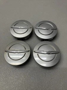 CHRYSLER 200 300 TOWN & COUNTRY Wheel Silver Center Caps Factory OEM SET 4 - Bild 1 von 2