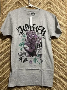 Batman The Joker, DC Comic, Men's Graphic Short Sleeve T-Shirt, Size S, NWT - Picture 1 of 7