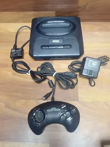 Lote de paquete de consola SEGA GENESIS MK-1631 con 1 controlador OEM, cables de alimentación y RF - Imagen 1 de 13