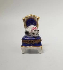 Parry Vieille PV Peint Main Hand Painted Cat on Blue Chair Limoges Trinket Box - Picture 1 of 12