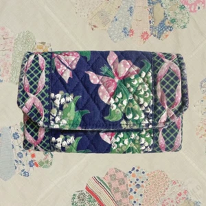 Vintage 90s Vera Bradley Return to Happiness Floral Trifold Wallet USA Made - Bild 1 von 14