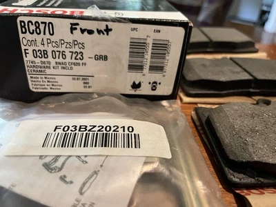 Bosch BC870 Front Disc Brake Pad Set Fits LEXUS LS430 2001-2006. - Imagem 1 de 4