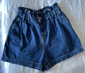 Shorts negros de mujer | Nueva Colección Online | ZARA España