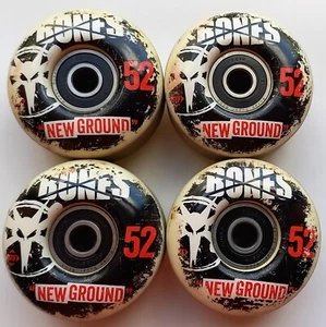 Bones skateboard wheels 52mm With Super Red Bearings - Picture 1 of 4