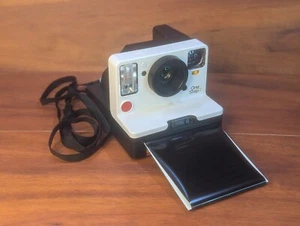 Polaroid Originals One Step 2 I-Type 600 Sofortbildkamera FILM GETESTET! Schwarz Weiß - Bild 1 von 24