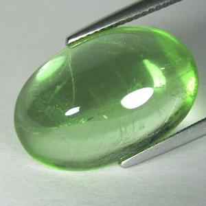 19.45Cts Inspiring Natural Peridot 20.8x14x8mm Oval Cabochon Loose Gemstone--VDO - Picture 1 of 2