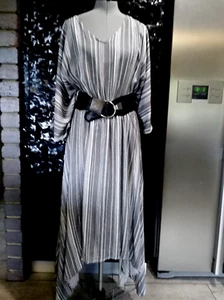 ❤️NEW❤️AUTOGRAPH 26 black white striped ELASTIC waist hanky hem long dress BOHO - Picture 1 of 8