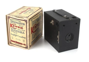 SEARS KEWPIE NO. 2A BOX CAMERA IN WORN/TAPED ORIGINAL BOX, NICE/cks/189062 - Picture 1 of 3