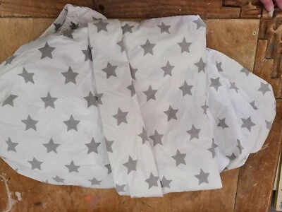 Sábana bajera doble The Company Store "Gray Stars" Foto 1 de 3