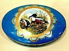BEAUTIFUL VINTAGE PORCELAIN JEWELERY BOX WITH HEAVY GOLD AND DECOYS DESIGN