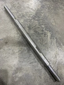 HXE140223 - John Deere Shaft, Rotary Screen Jackshaft 635 - Picture 1 of 5