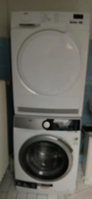 Trockner und Waschmaschine, sehr guter Zustand - Bild 1 von 3