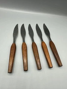 Vintage Fleetwood Designer Stainless Serrated Steak Knife Teak Wooden Handle MCM - Picture 1 of 6