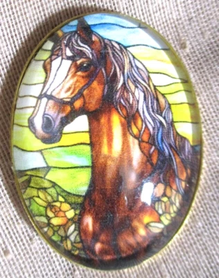 XL GLASS PICT BUTTON "STAINED GLASS" SERIES - BEAUTIFUL BROWN HORSE ON SUNNY DAY Foto 1 de 2