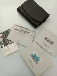 libretto uso manutenzione auto originale ( con fotocopie per traduzione) - Foto 1 di 6