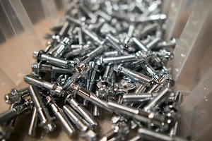 (40) M8 x 1.25 x 32mm Chrome 12 Point Wheel Bolts for 2/3 piece wheels - Picture 1 of 2