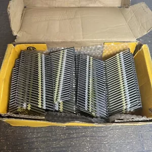 DEWALT DWRHS10D131 3in x 0.131in Metal Framing Nails Pack of 1300 - Picture 1 of 4