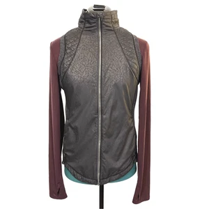 Lululemon Rebel Runner Vest Petal Camo Embossed Black Size 8 W4E87S - Picture 1 of 9