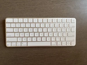 Apple Magic Keyboard (A3203)– USBC -Excellent Condition Used Once - Picture 1 of 4