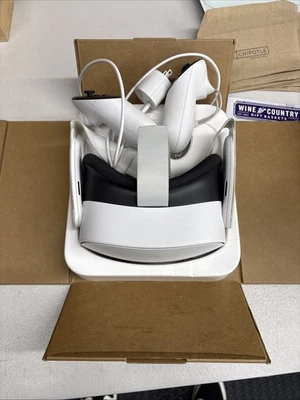USED Meta Quest 3s 128GB All-In-One Virtual Reality VR Headset w/Controllers - Image 1 of 4