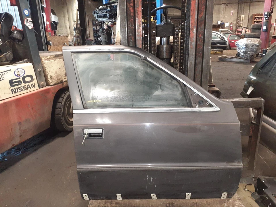 Used Front Right Door fits: 1988 Chrysler New yorker (fwd) electric Front Right - Image 1 of 4