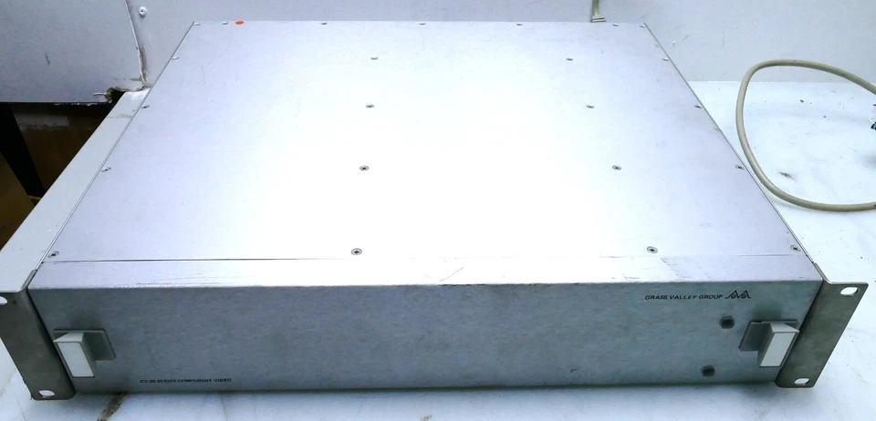 Grass Valley CV-20 Video Routing Switcher, Broadcast, Component Video I568 - Image 1 of 4