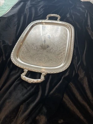 Bandeja de plata Oneida vintage 21,5 larga incluye asa 12 de ancho. En excelente  Foto 1 de 4