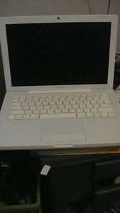 2 White Apple MacBook A1181/other Core 2 Duo no HDD READ - Picture 1 of 9