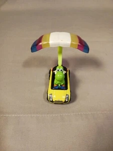 Hot Wheels Mario Kart Green Yoshi Coupe Glider - Picture 1 of 6