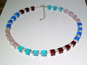 EIN TRAUM von Würfelkette in Blau Türkis Rot Rosa / GLAS Würfel / Collier - Bild 1 von 5