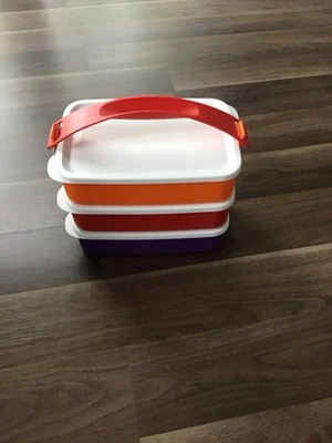 Tupperware Set mit Griff Stapel & Klick * Picknickset Dosen - BUNT je 900ml - Bild 1 von 3