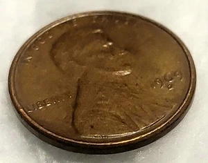 1969-D Lincoln Memorial Cent Penny Coin  ( Patina-Finish )  Rare Collectable - Picture 1 of 5