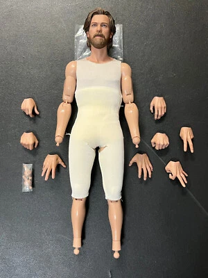 Hot Toys DX26 Star Wars Obi-Wan Kenobi 1/6 Scale Head Sculpt w/ Body & Hand Set - Image 1 of 4