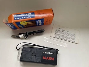 Allarme porta/finestra sicurezza casa 4 in 1 super corpo allarme flash luce - Foto 1 di 6