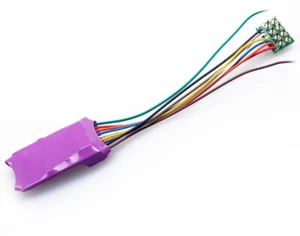 Soundtraxx MC2H104OP #852003 4-Function DCC Mobile Decoder JST to NMRA 8-Pin - Picture 1 of 1