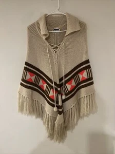 Vintage Poncho Ivory One Size 100% Acryirc Washable Made Un Hong Kong - Picture 1 of 7
