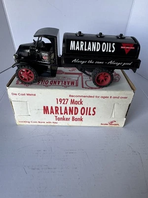 De colección Marland Oils Tanker Die Cast 1927 Mack Truck Bank ERTL EE. UU. Foto 1 de 4