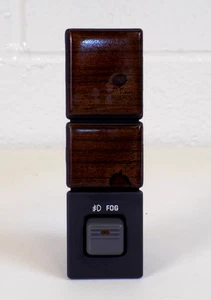 Fog Light Switch w/ Wood Grain Bezel 2000 Escalade 96-99 Yukon Tahoe Suburban - Picture 1 of 13
