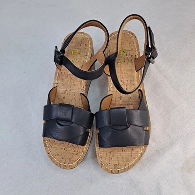 Sandalias de cuña de plataforma simple White Mountain para mujer, negras talla 6M Foto 1 de 4