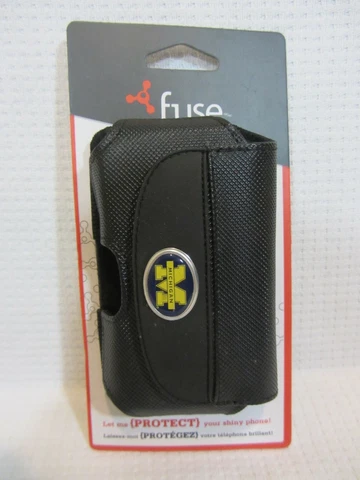 Michigan Wolverines Flip Phone Case w Belt Clip  By fone Gear  NEW  (1120)  034 Cover