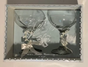 Wedding Bride and Groom toasting glasses - Picture 1 of 2