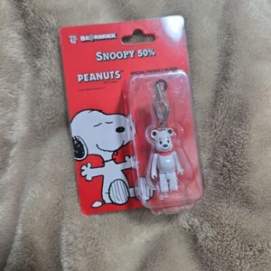 Bearbrick SNOOPY 50% BE@RBRICK Medicom Toy - Picture 1 of 2