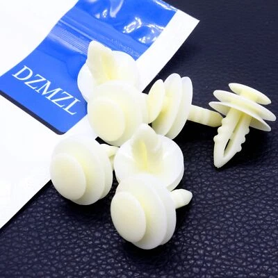 Juego de 20 clips de sujeción de retención de molduras para panel de moldura de puerta interior aptos para Ford Foto 1 de 4