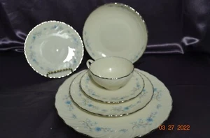 Vintage 6 Pc. LENOX CHANSON D 514 Place Setting for One - Picture 1 of 7