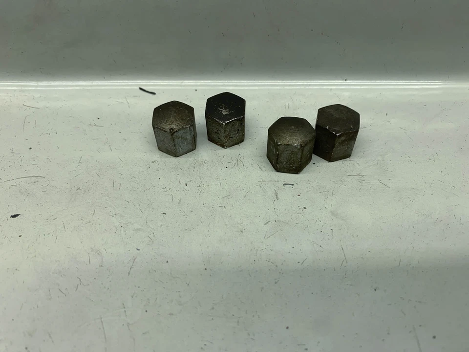 Tuercas colector de escape BMW R1200RT (8) 09' Foto 1 de 1