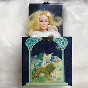 Music Box Natale Enesco Angel Jack In The Box Pop Up Doll Adeste Fidele Vintage - Foto 1 di 12